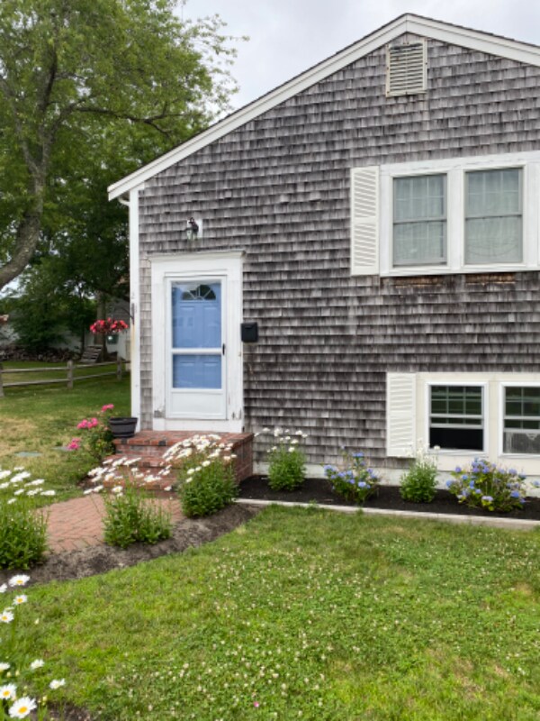 30 Maple Terrace, Dennis, MA 02660 Room for Rent in Dennis, MA