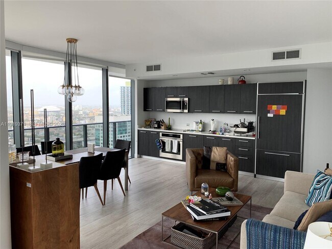 Foto del edificio - 55 SW 9th St