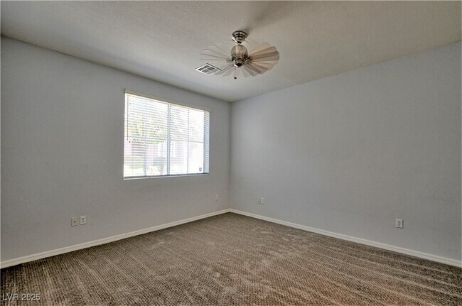 Foto del edificio - 11476 Belmont Lake Dr