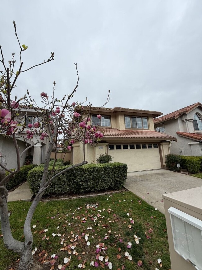 Building Photo - 1523 Allegro Ave