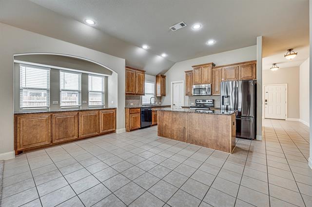 Building Photo - 6625 Thistle Wood Dr