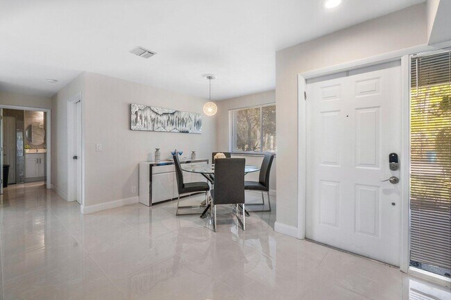 Foto del edificio - 9769 Nickels Blvd