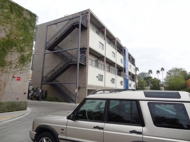 Foto del edificio - Oleander Lofts