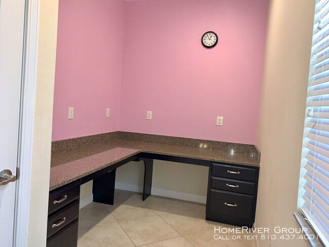 Building Photo - Large 5/3 Available Now In Gated Community!