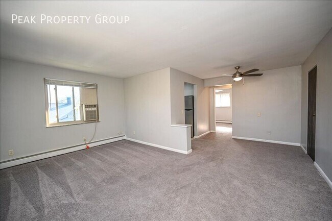 Foto del edificio - 2625 Robertson Ave