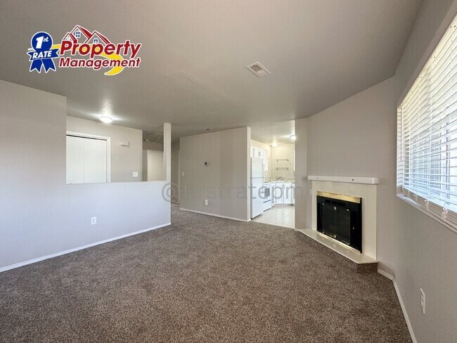 Building Photo - 1714 S Eagleson Rd