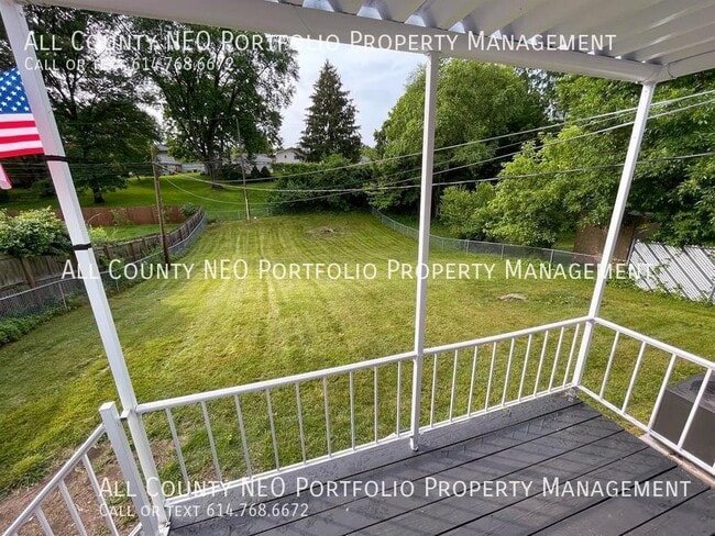 Building Photo - Completely Remodeled 4 Bed, 2 Bath Single ...