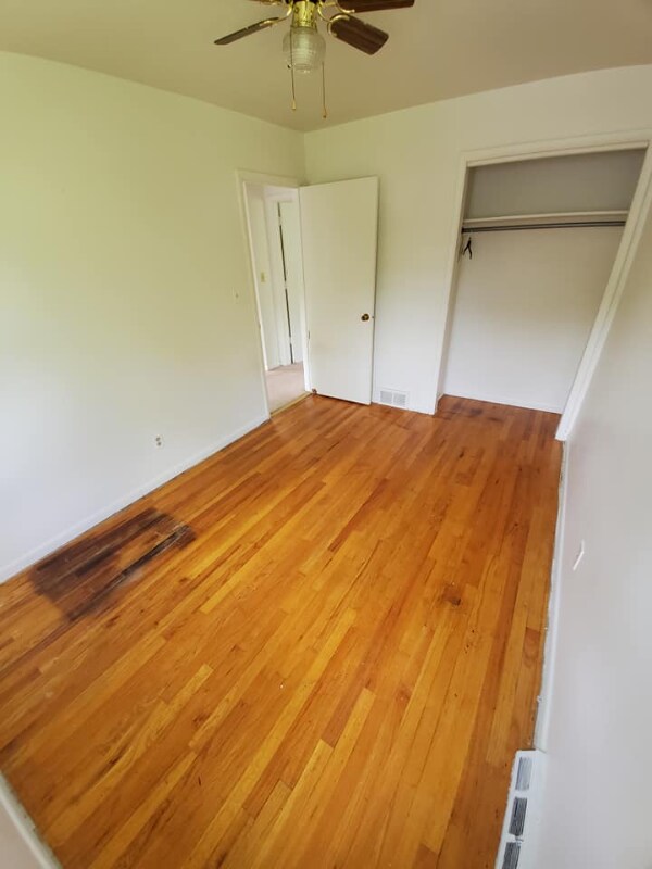 Foto del edificio - 1430 Whitney Blvd