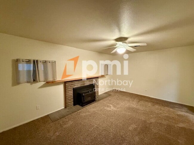 Foto del edificio - 1504 Maryland St