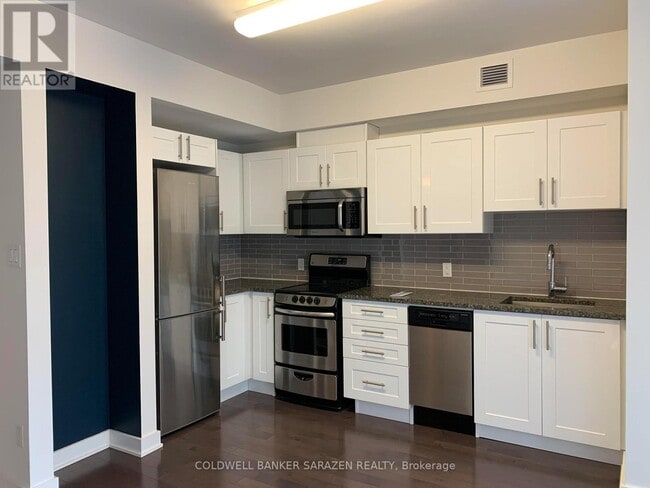 Building Photo - 40 Nepean St