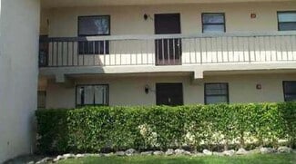Building Photo - 21911 Lake Forest Cir