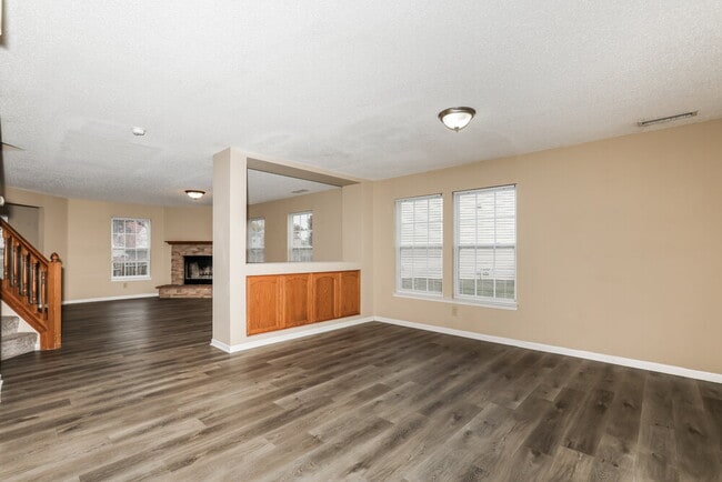 Foto del edificio - 15213 Beam St