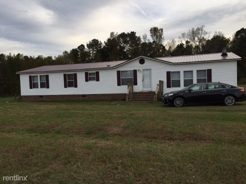 Primary Photo - 3 br, 2 bath House - 65 King Lane