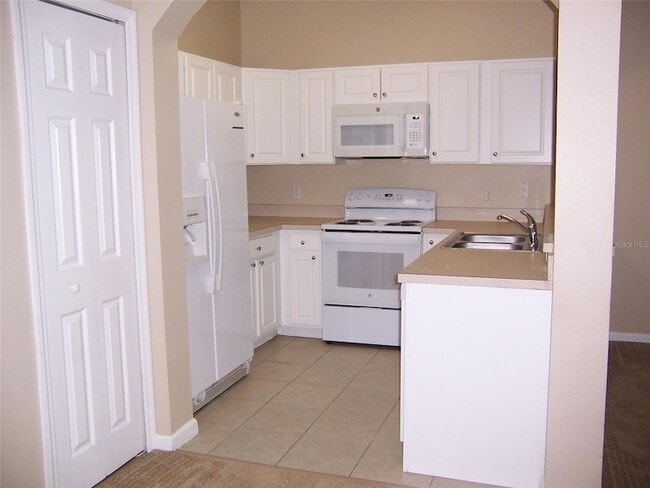 Building Photo - 16131 Old Ash Loop