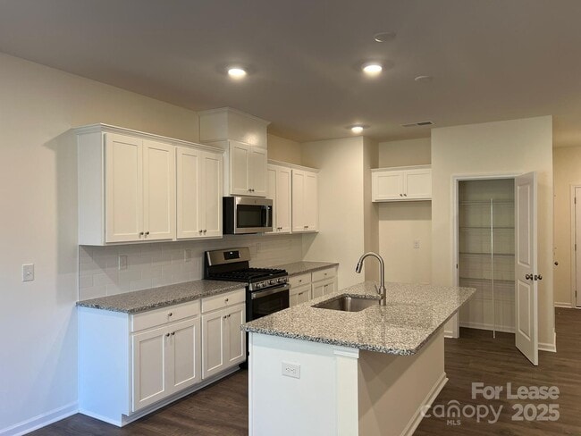 Foto del edificio - 2841 Yeager Dr NW