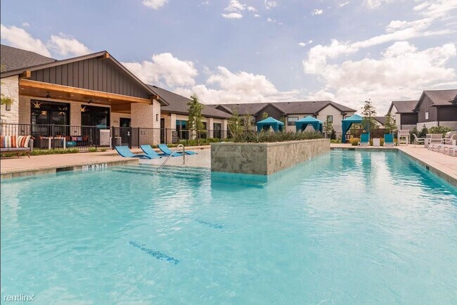 Foto del edificio - 2 br, 2 bath Condo - 16760 Ronald Reagan B...