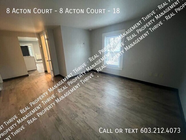 Building Photo - Updated 1 Bedroom Available Immediately