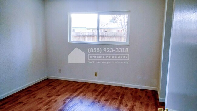 Foto del edificio - 40447 Landon Ave
