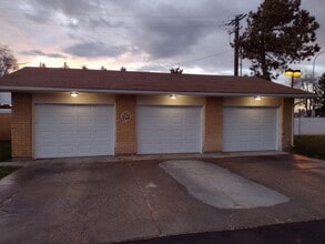 Building Photo - 871 1st St