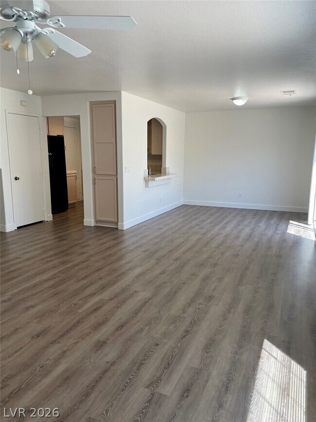 Building Photo - 10232 Grecian Laurel Ct
