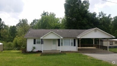 Building Photo - 733 Trollingwood Hawfields Rd