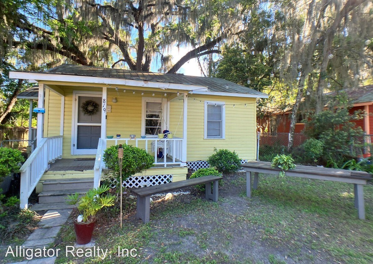Primary Photo - 2 br, 1 bath House - 819 NW 6th Avenue