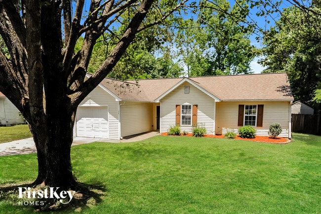 Building Photo - 5255 Hillcrest Glenn Dr