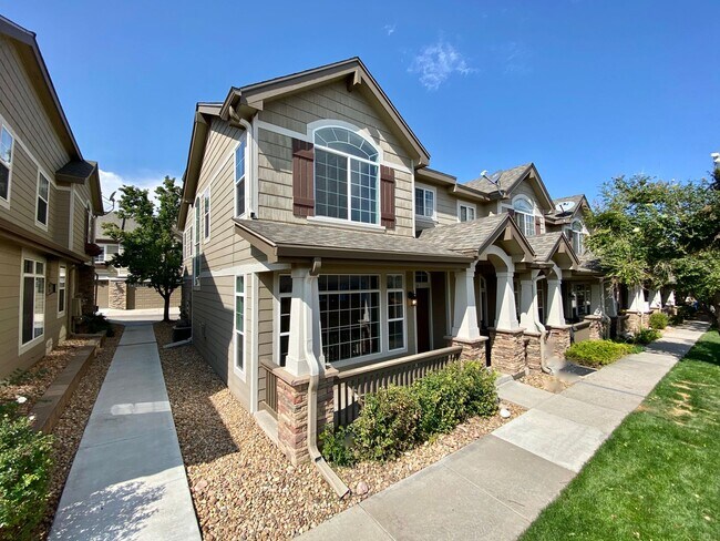 Foto del edificio - Fantastic Highlands Ranch Townhome - 3bed,...