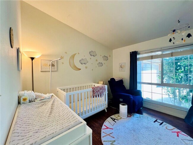 Foto del edificio - 22901 Leadwell St