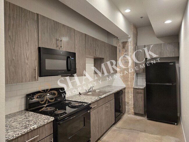 Foto del edificio - 1307 Austin Ave