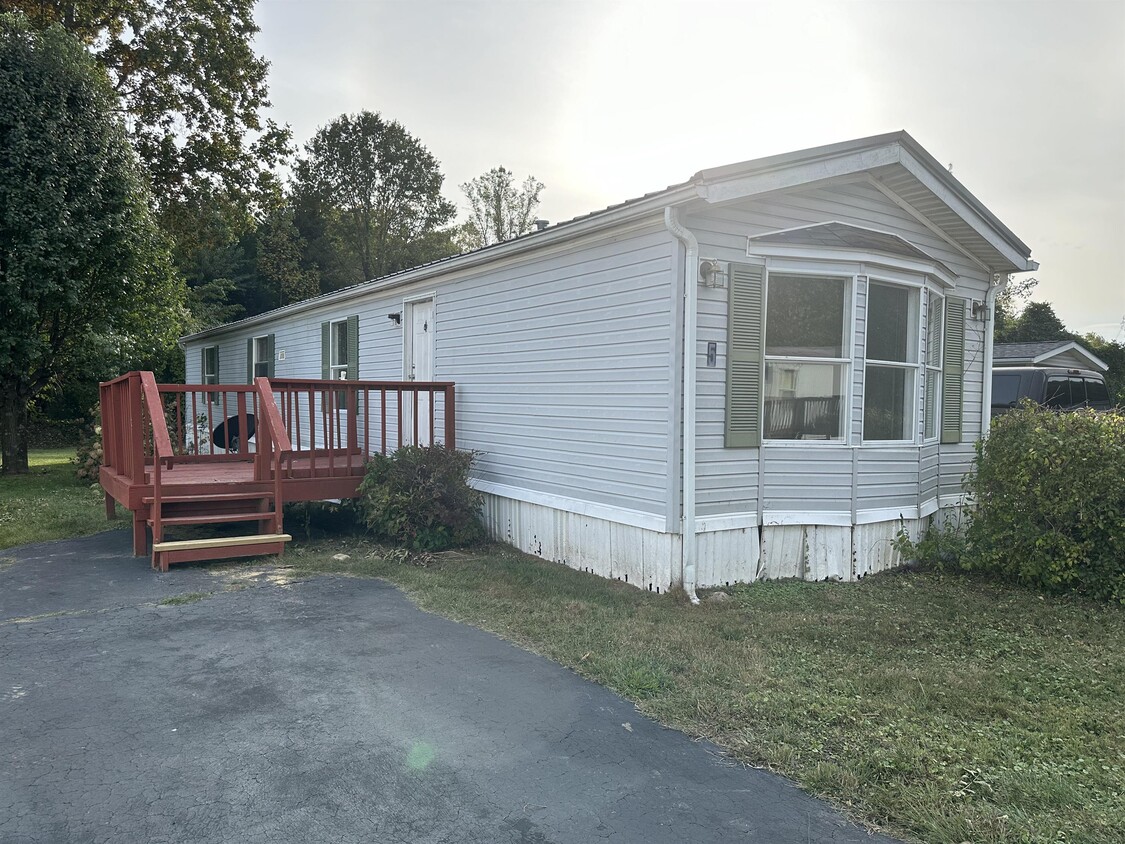 Primary Photo - 103 Old Jims Branch Rd