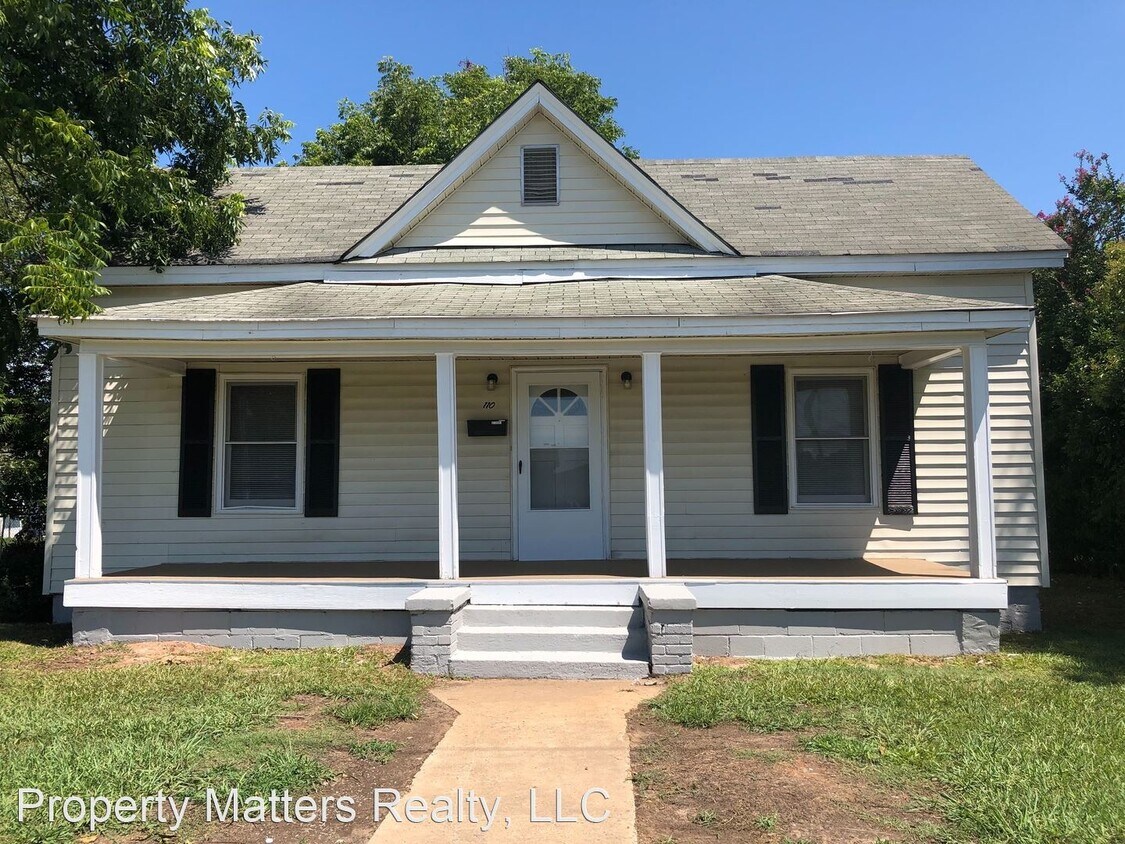 Primary Photo - 3 br, 2 bath House - 110 E Fifth Avenue