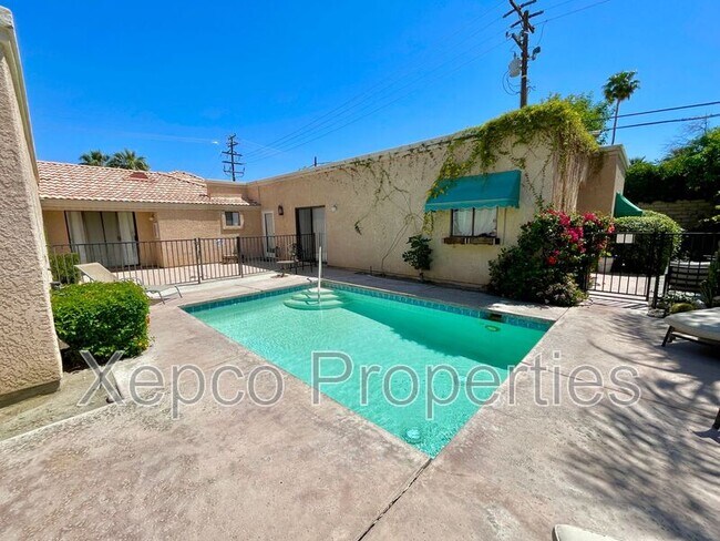 Foto del edificio - 74475 Driftwood Dr