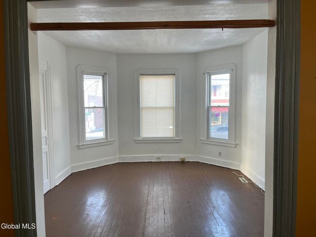 Building Photo - 1638 Van Vranken Ave.