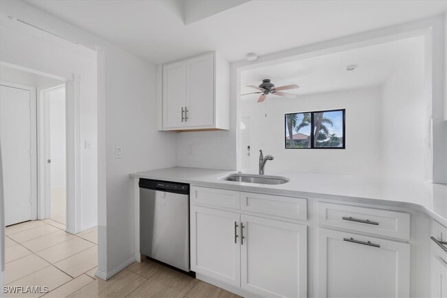 Foto del edificio - 4826 SW 29th Ave