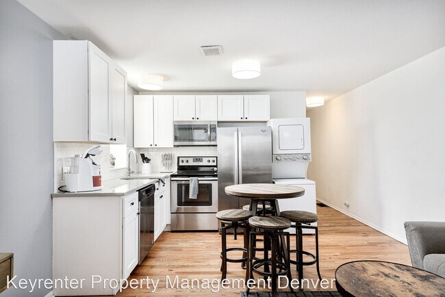 Foto del edificio - 2 br, 1 bath House - 2411 Tremont Place