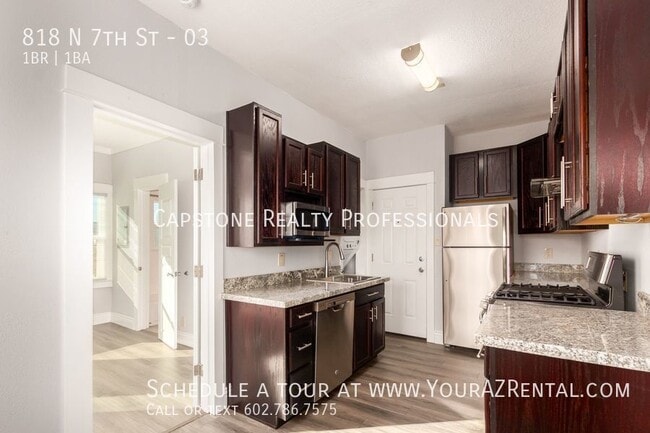 Photo - 818 N 7th St Apartment