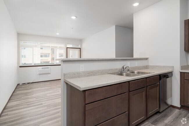 2BR, 2 BA - 1114SF - Carnahan West