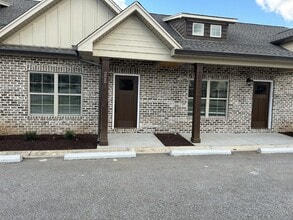 Building Photo - 225 Cypress Ridge