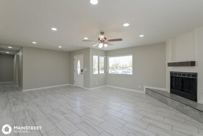 Building Photo - 3410 S LAKESIDE PL, TUCSON, AZ 85730