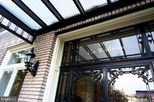 Foto del edificio - 1916 17th St NW