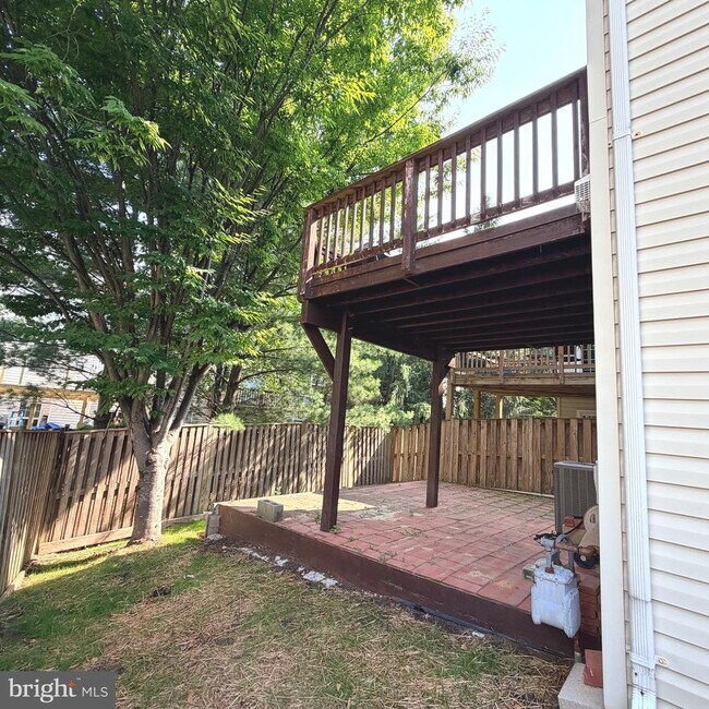 Building Photo - 43100 Sherbrooke Terrace