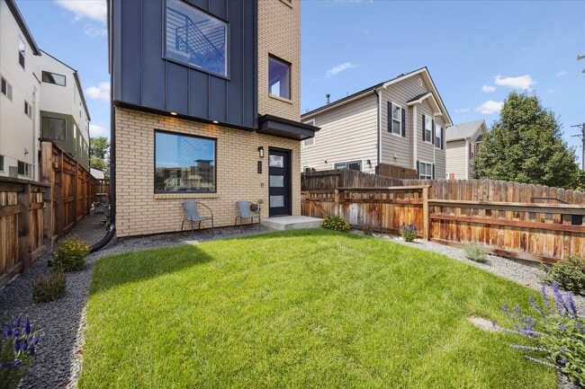 Photo - Fantastic Front Side Luxury Denver Townhome!