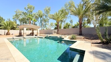 Building Photo - 4501 E Timberline Ct