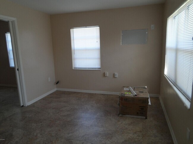Foto del edificio - 145 E Alachua Ln