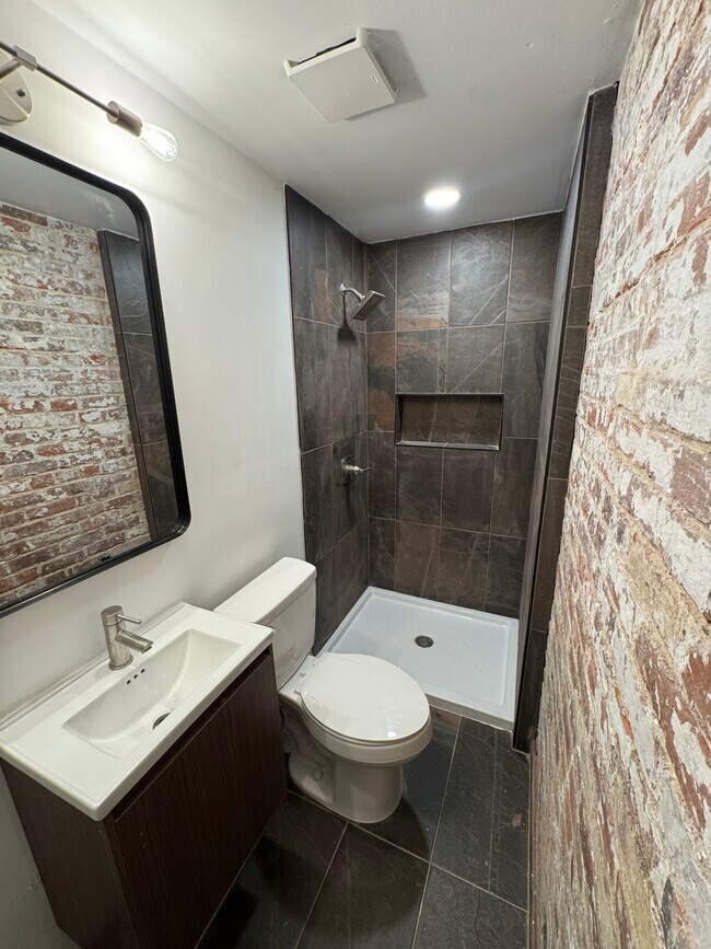 Foto del edificio - 839 S Jackson St