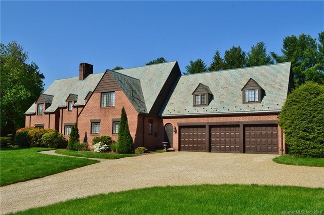 Building Photo - 1 Hillside Dr