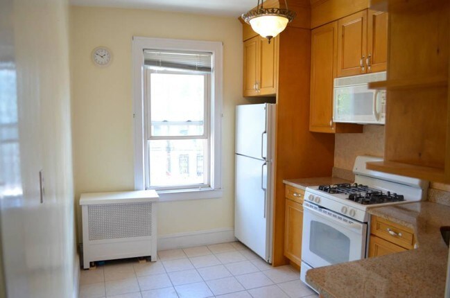 Building Photo - 3237 47th St