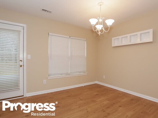 Building Photo - 16028 Farmall Dr