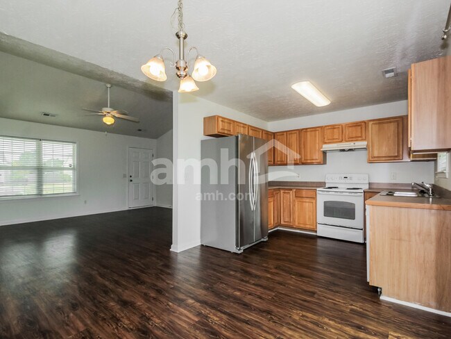 Foto del edificio - 9504 Huckabee Dr NE